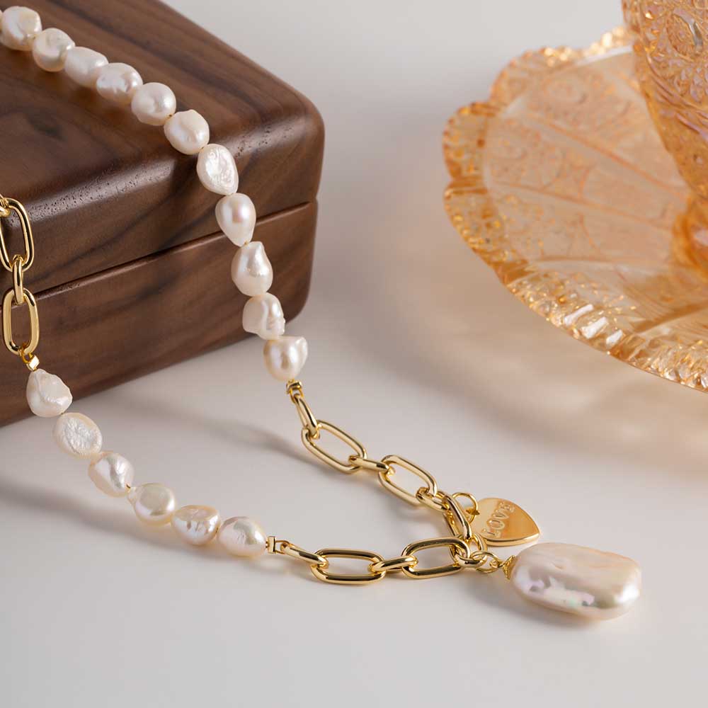 COLIER PERLE PLACAT CU AUR 18 K URBAN